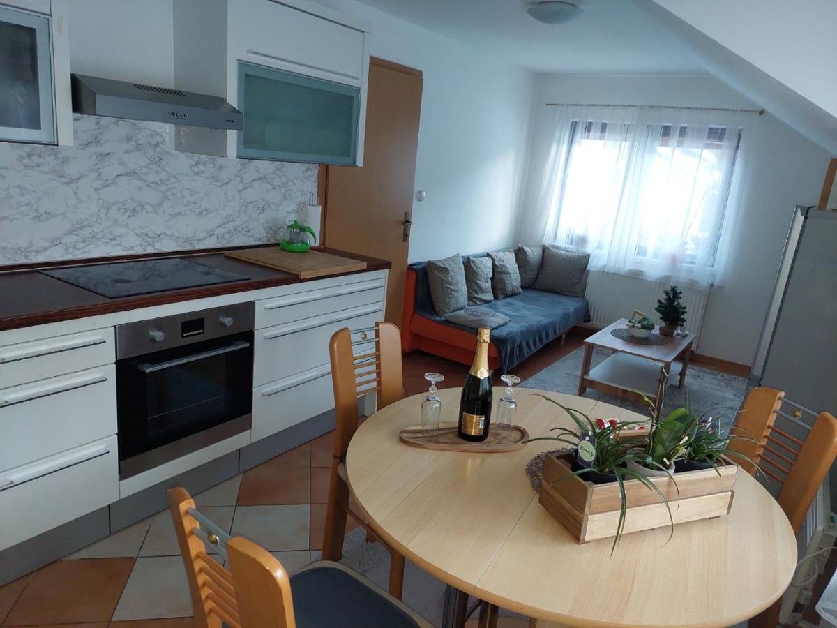 Apartma Anastasija クランスカゴーラ エクステリア 写真